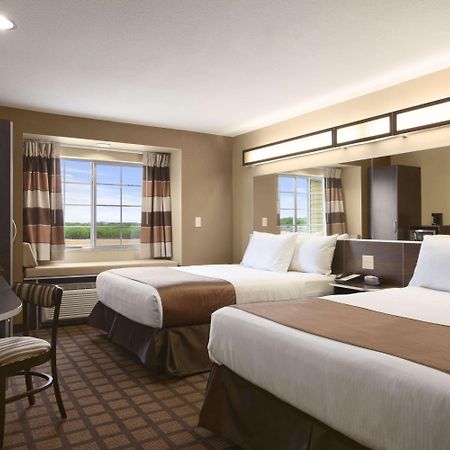 Microtel Inn & Suites Котула Екстериор снимка