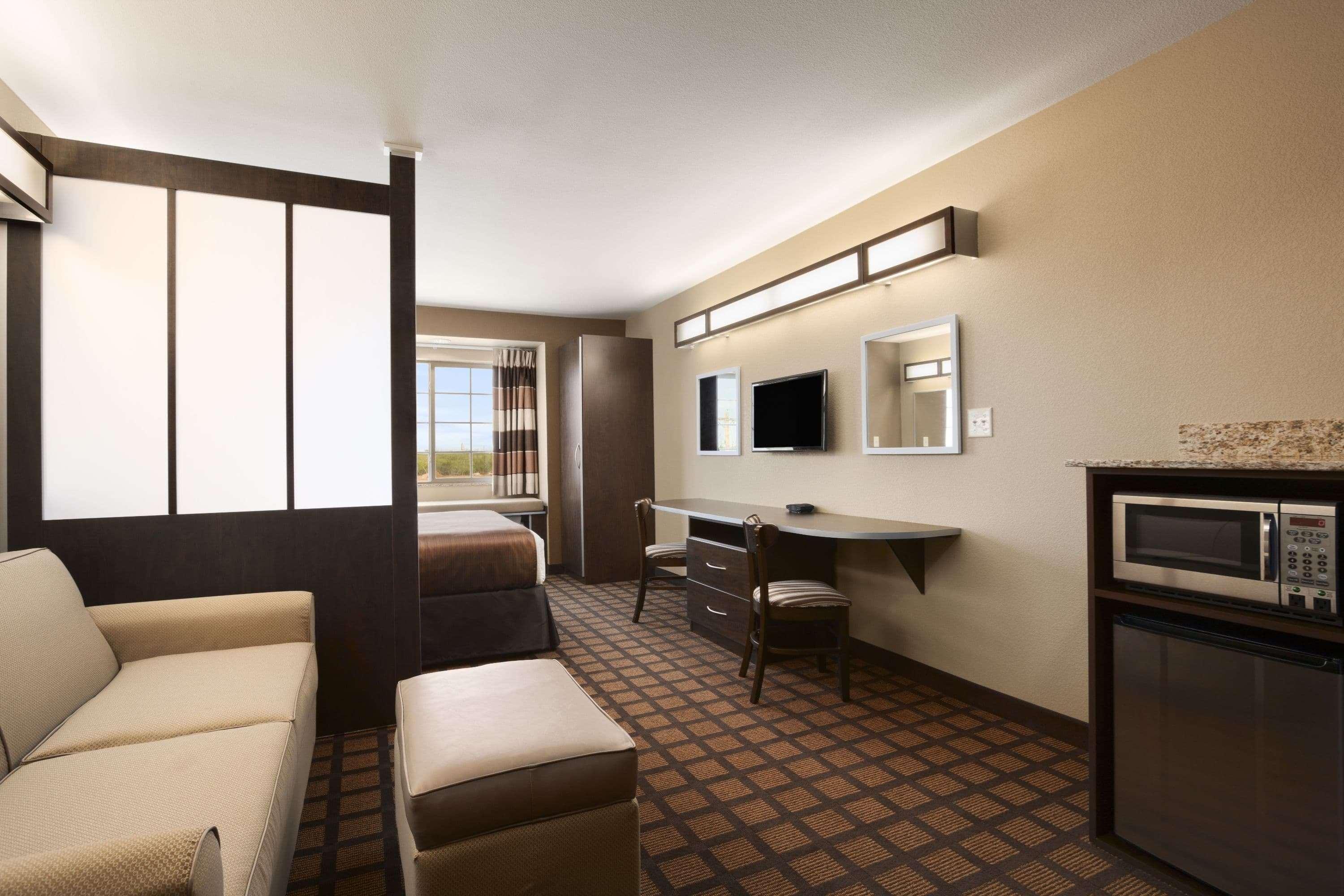 Microtel Inn & Suites Котула Екстериор снимка
