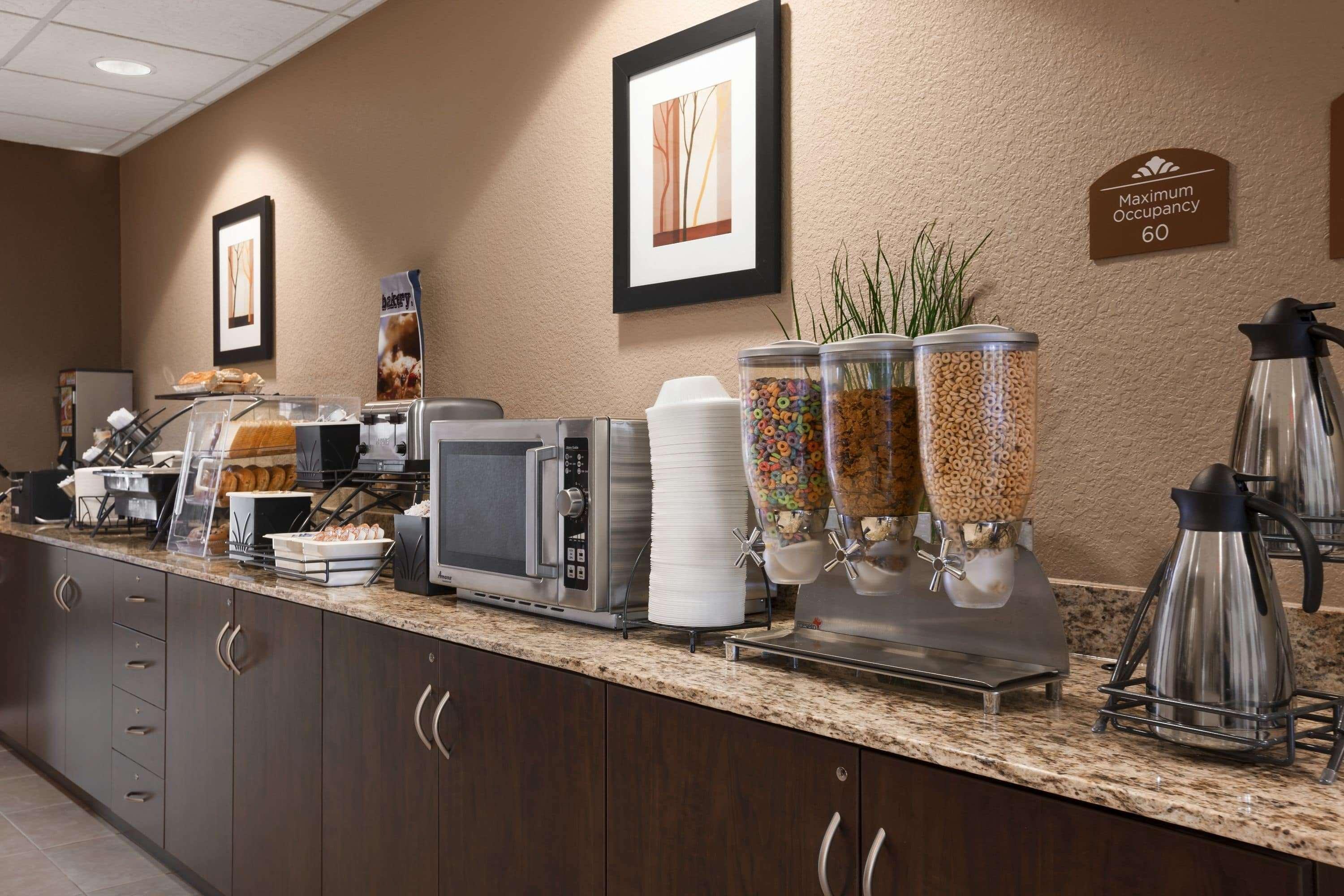 Microtel Inn & Suites Котула Екстериор снимка